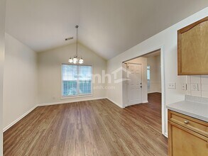 1061 High Tide Trail in Loganville, GA - Building Photo - Building Photo