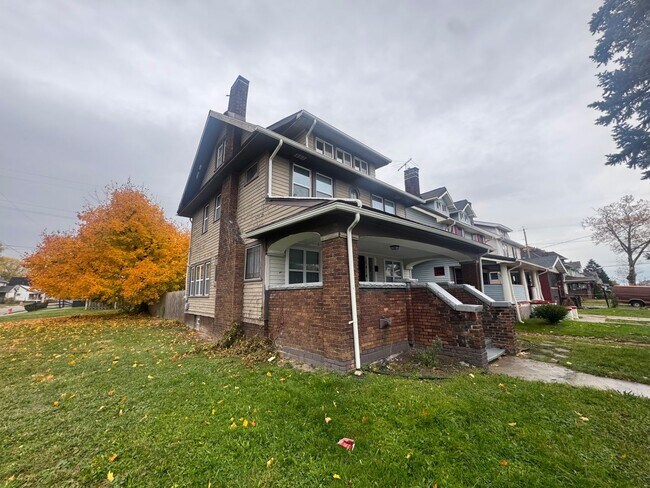 12814 Arlington Ave in Cleveland, OH - Building Photo - Building Photo