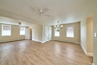 68 South St in Rollinsford, NH - Building Photo - Building Photo