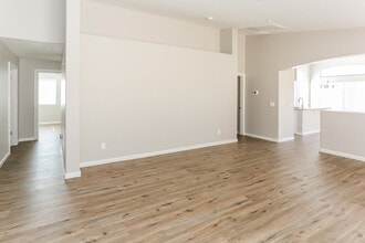 6418 W Magnolia St in Phoenix, AZ - Foto de edificio - Building Photo