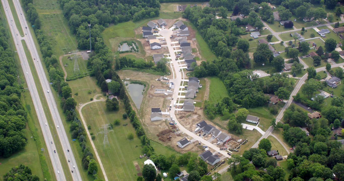 Hapmshire Farms in Amherst, OH - Building Photo