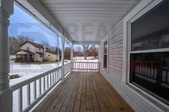 6256 Wayland Rd, Unit Unit A in Ravenna, OH - Foto de edificio - Building Photo