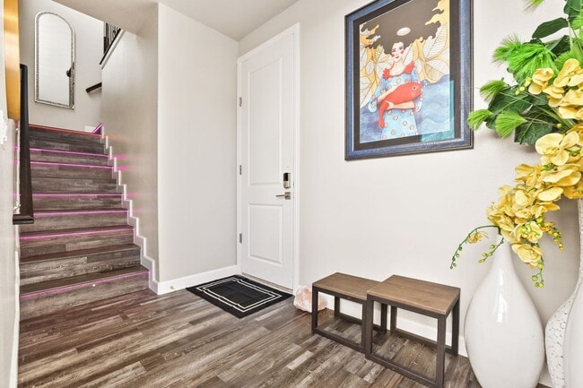 14881 Newland St in Midway City, CA - Building Photo - Building Photo