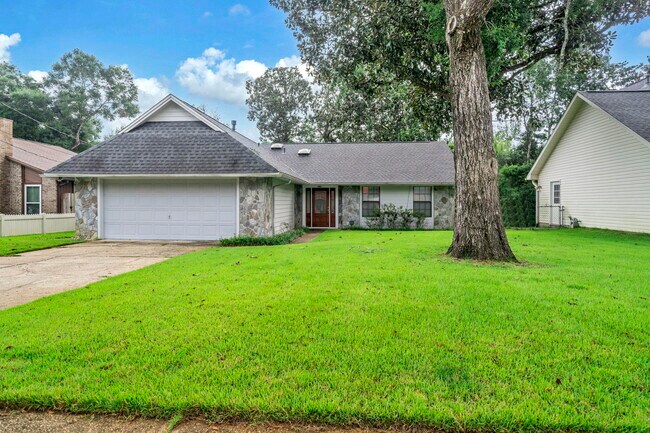 1237 Rhonda Dr in Niceville, FL - Building Photo - Building Photo