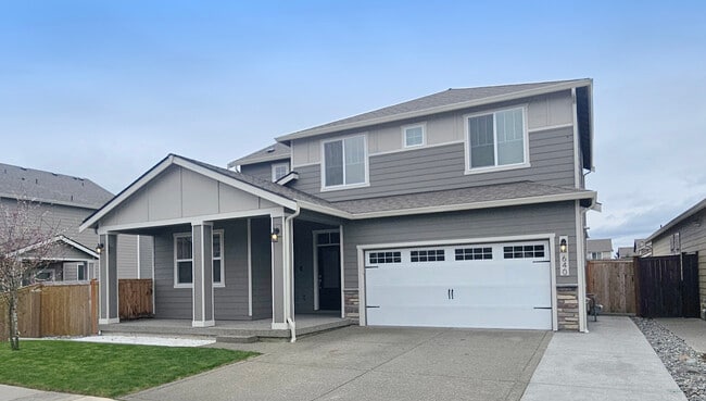 property at 640 Vickie Ln N