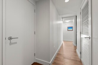 1189 Waimanu St, Unit #2706 in Honolulu, HI - Foto de edificio - Building Photo