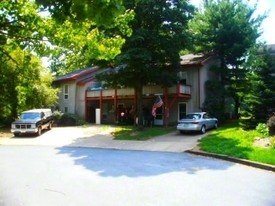 553 Cloverbrook Dr Apartments