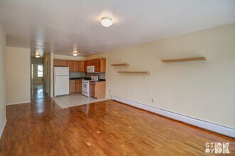 245 Skillman Ave in Brooklyn, NY - Building Photo - Building Photo