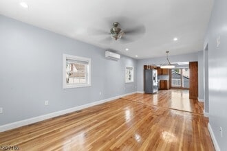 12 Roosevelt Ave in Cranford, NJ - Building Photo - Building Photo