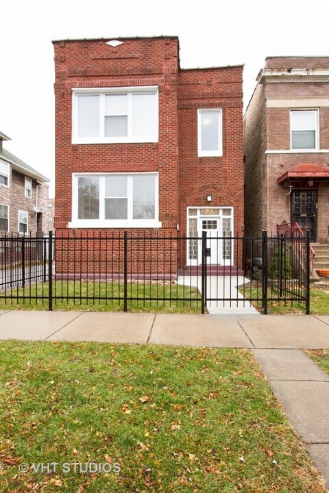 11401 S Prairie Ave in Chicago, IL - Foto de edificio
