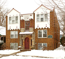 960 Goodrich Ave Apartments