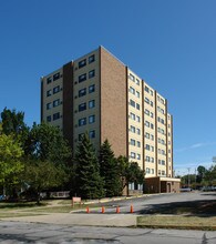 Harborview Apartments in Sandusky, OH - Foto de edificio - Building Photo