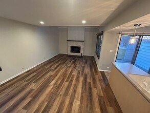 724 Shepard Ct in Gurnee, IL - Building Photo - Building Photo