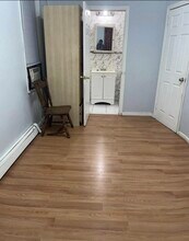 275 Manhattan Ave in Jersey City, NJ - Building Photo - Building Photo