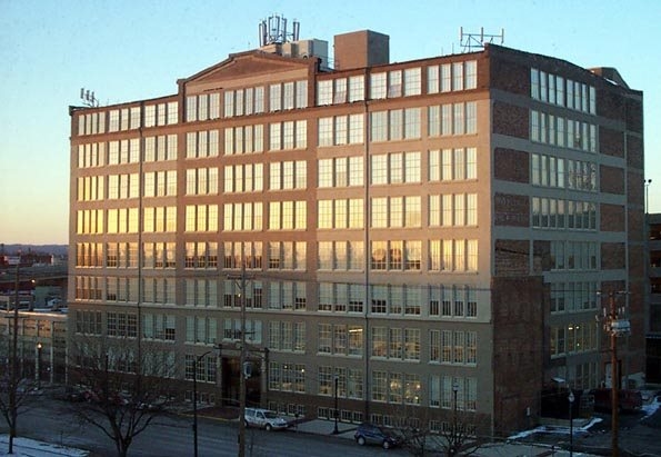 Glassworks Lofts in Louisville, KY - Foto de edificio