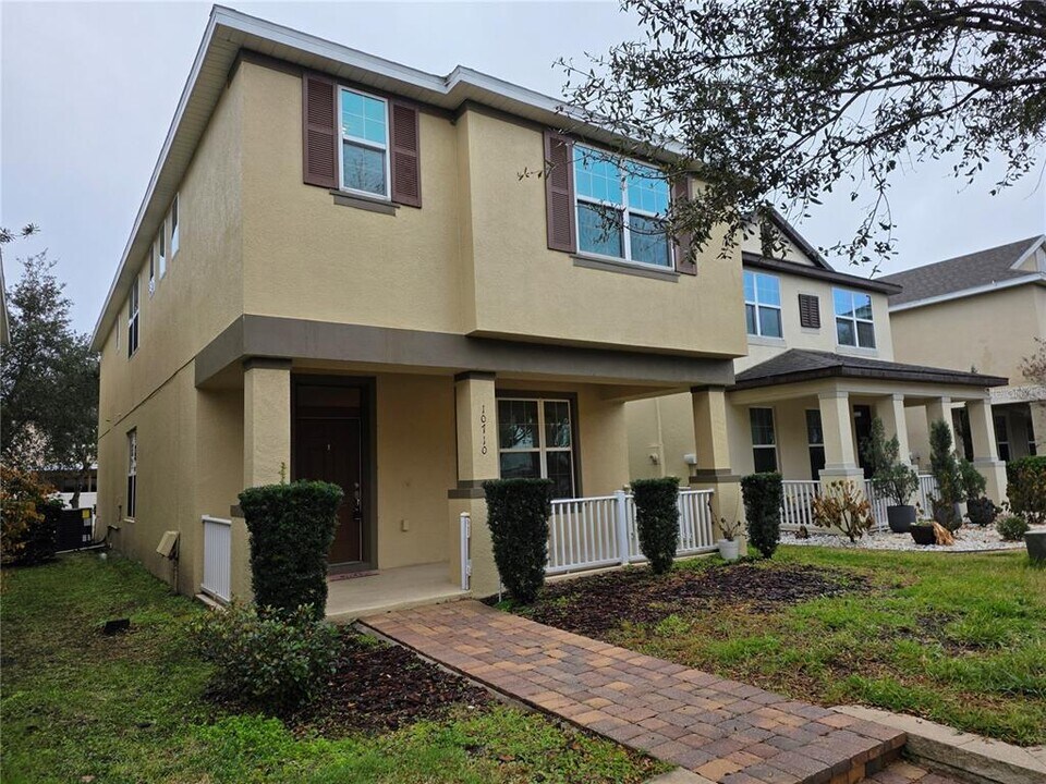 10710 Reams Rd in Windermere, FL - Building Photo