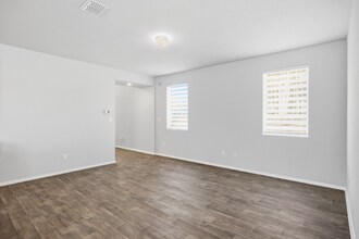 2610 Derwent Dr in Pflugerville, TX - Building Photo - Building Photo