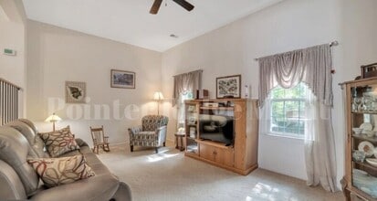 5753 Twelvemonth Ct in Columbia, MD - Foto de edificio - Building Photo