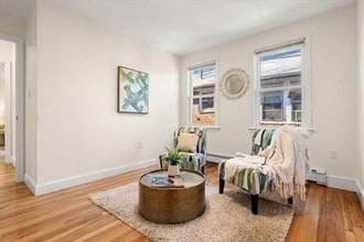 101 Colborne Rd, Unit 52 in Boston, MA - Foto de edificio - Building Photo