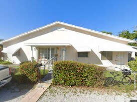 1330 3rd St in Key West, FL - Building Photo