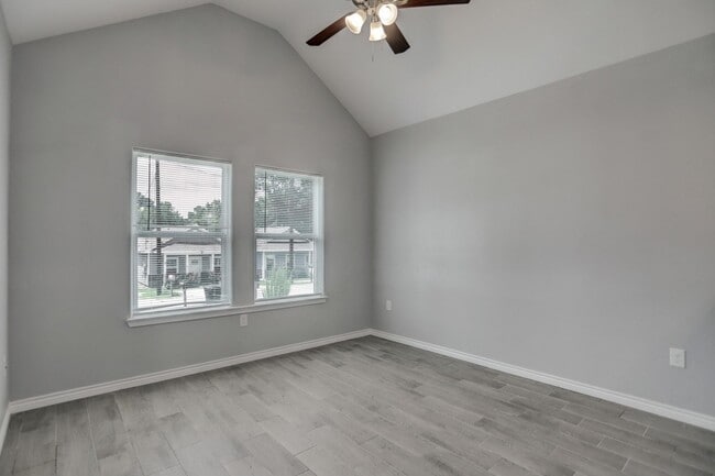 property at 16960 W Ivanhoe St