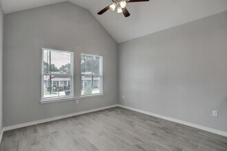 16960 W Ivanhoe St in Montgomery, TX - Building Photo - Building Photo