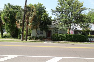 Multifamily - 5 Units in Tarpon Springs, FL - Building Photo - Building Photo