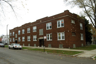 1135-1141 N Lamon Ave Apartments