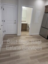 12806-12113 113 Ave NW in Edmonton, AB - Building Photo - Building Photo