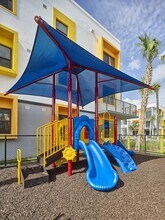 Gateway Luxury Apartments in Pompano Beach, FL - Foto de edificio - Building Photo