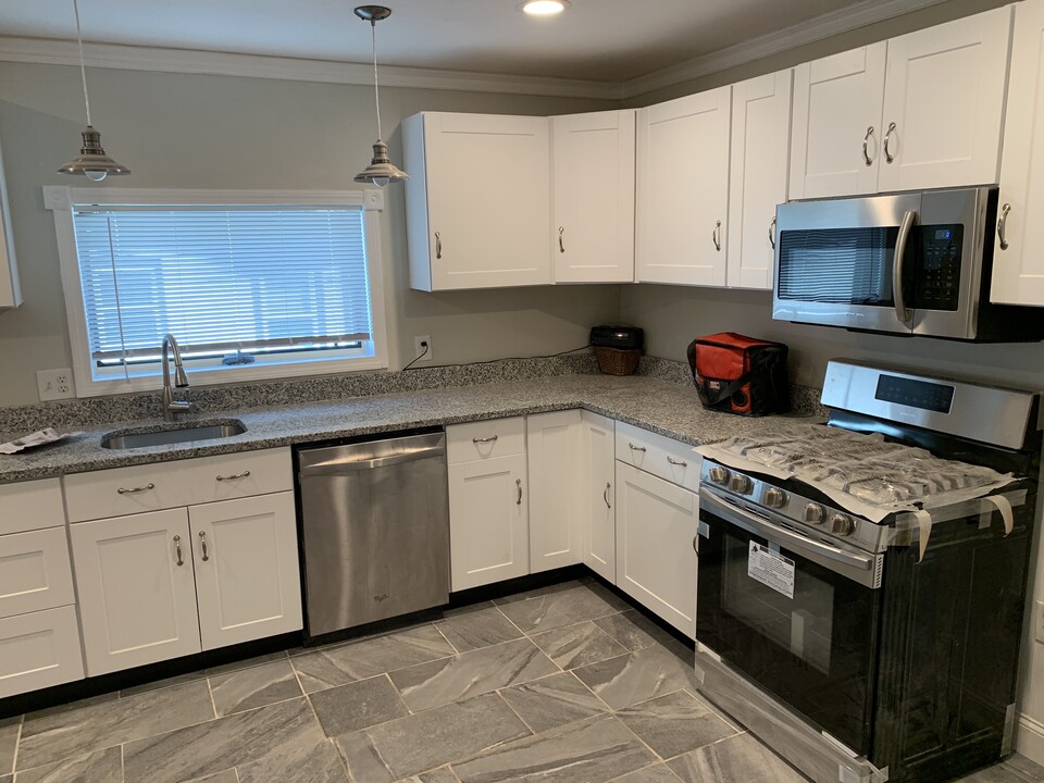 26 Clyde Rd, Unit 01 in Watertown, MA - Building Photo