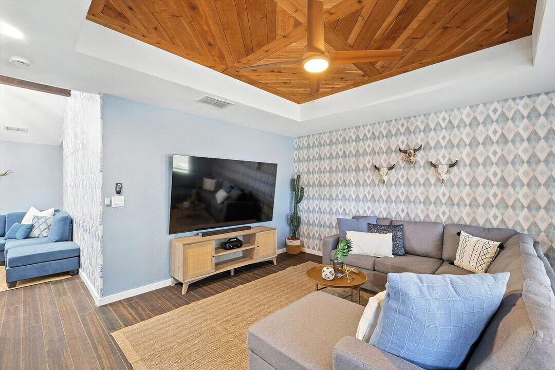 749 Western Trail in Keller, TX - Building Photo