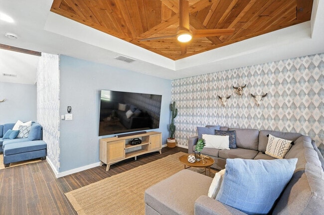 749 Western Trail