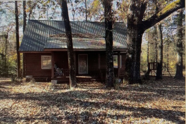 property at 160 S Lake Dr