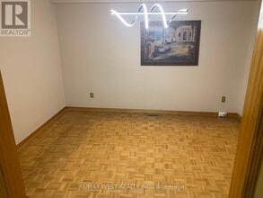 18 David Dr in Toronto, ON - Building Photo - Building Photo