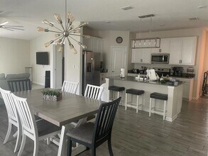 725 Peg Ct in St. Cloud, FL - Building Photo - Building Photo