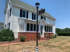 19834 Hopkins Rd in Lewes, DE - Building Photo