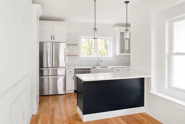 55 Montrose St in Somerville, MA - Building Photo - Building Photo