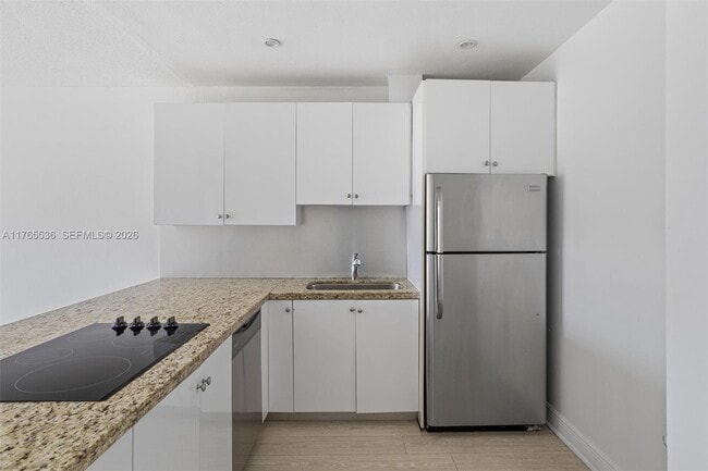 4920 NW 79th Ave in Doral, FL - Building Photo - Building Photo