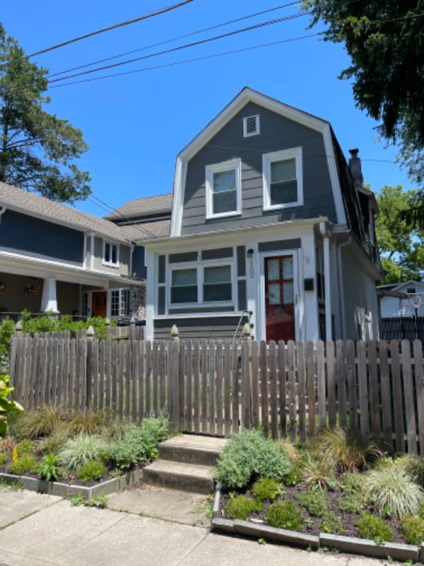 property at 203 Conway Ave