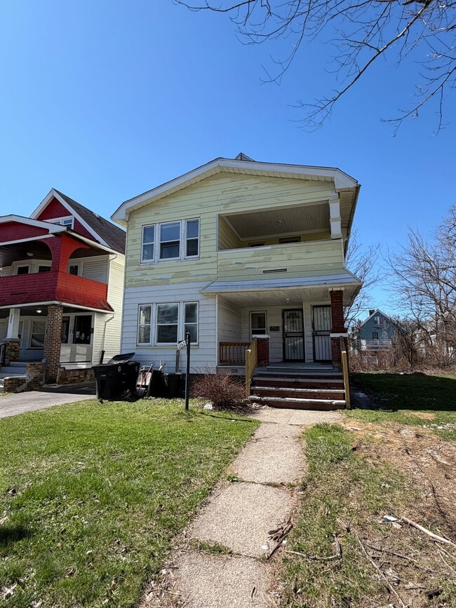 property at 3252 E 118th St