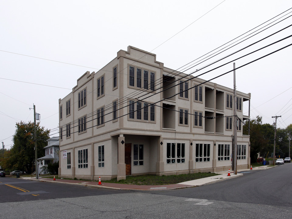 The Lofts on West High Street in Glassboro, NJ - Building Photo