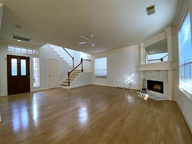 property at 2604 Hopkins St