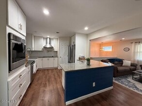 21 Patricia Ln in Saratoga Springs, NY - Building Photo - Building Photo