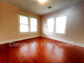 1910 Walnut St in Baton Rouge, LA - Building Photo - Building Photo
