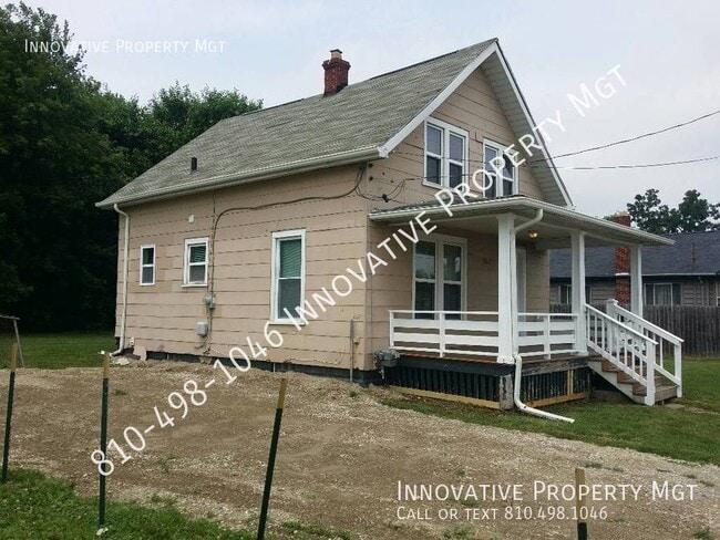 3012 S Grand Traverse St in Flint, MI - Building Photo - Building Photo