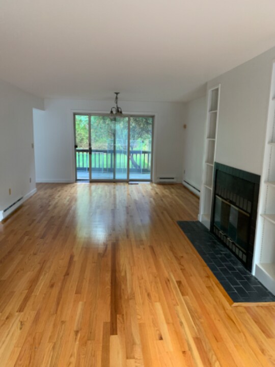 345 Camp St in Yarmouth, MA - Building Photo