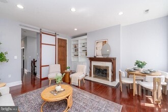 15 W Biddle St in Baltimore, MD - Building Photo - Building Photo