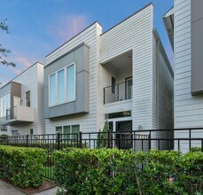 3204 Lamar St in Houston, TX - Building Photo - Building Photo
