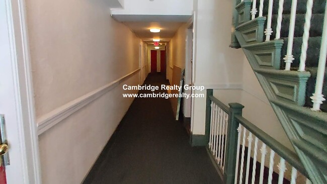 875 Massachusetts Ave, Unit 17A in Cambridge, MA - Building Photo - Building Photo